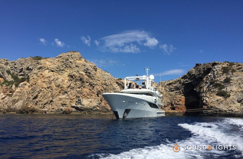 Private boat party (Blondish DJ set)